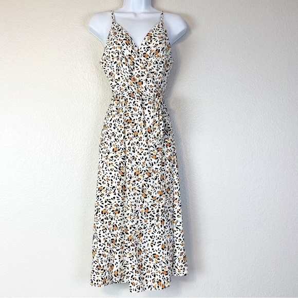Wayf Leopard Print Rosie Slit Front Wrap Dress Size S - Picture 2 of 7